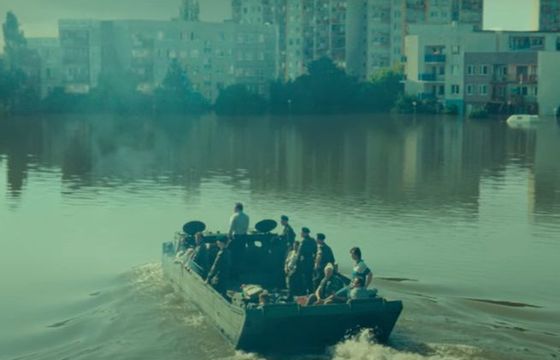 Netflix pokazuje zwiastun "Wielkiej Wody", polskiego serialu o powodzi z 1997 r. Podano też datę premiery