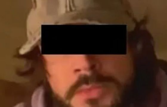 Na byłym youtuberze ciążą poważne zarzuty. Prokuratura wyjaśnia, czemu wciąż nie ma go w Polsce