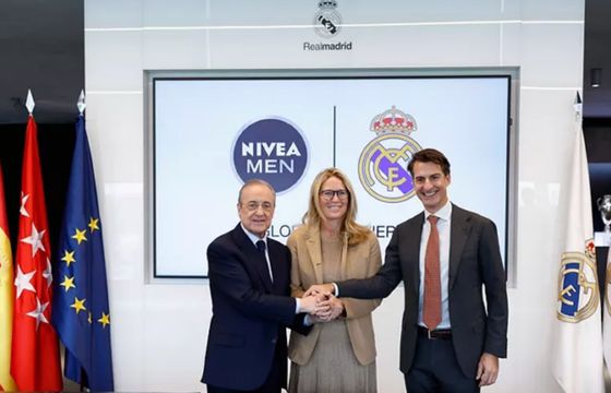 Real Madryt przedłuża umowę z wieloletnim sponsorem