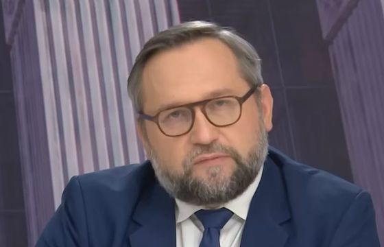 Były dziennikarz Onetu w Republice. Będzie miał program