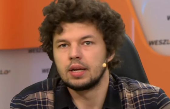 Nowa praca dziennikarza przyłapanego na "podbieraniu" newsów. Nie pisze o sporcie