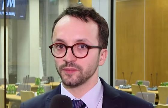 Pereira prawomocnie skazany za zniesławienie matki polityka PO. Apel do prezydenta