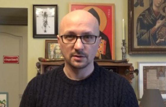 O. Grzegorz Kramer musiał zniknąć z Facebooka i Twittera po wpisie o Benedykcie XVI