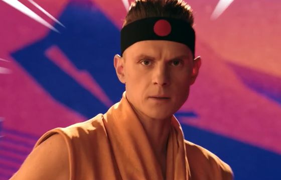 Rap z azjatyckimi sztukami walki reklamuje loterię Blika (wideo)