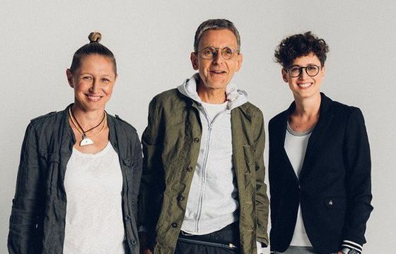 Stratosfera wychodzi z Brand New Galaxy