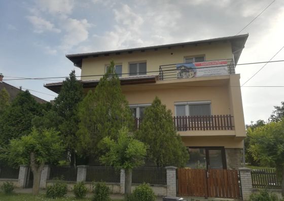 Luxury Home Frici Apartman Balatonlelle