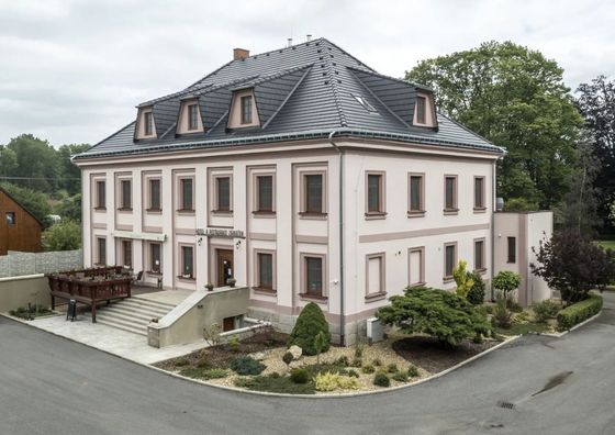 Hotel Zámeček Raspenava