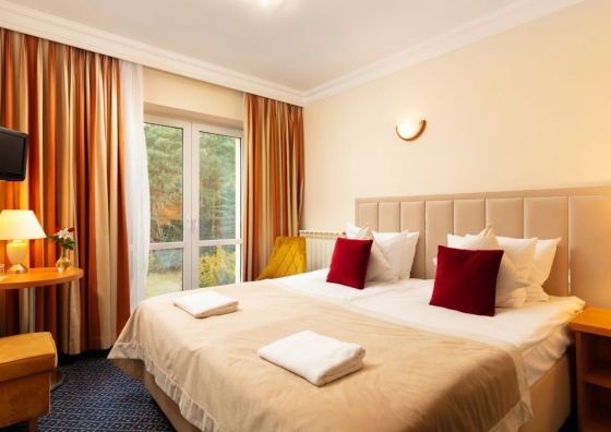 Hotel Perła Leśna Nadarzyn