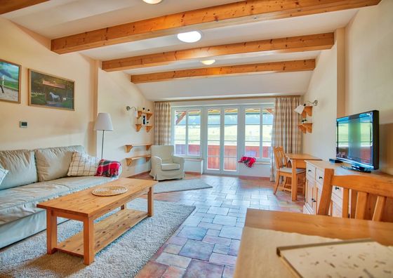 Jítravský Dvorec - Apartmány nad stájemi 