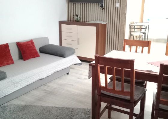 Apartament całoroczny u Grzegorza. Lidzbark-Mazury. Oddzielne wejście. Budynek parterowy. Lidzbark