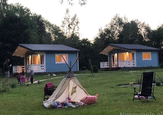 Niebieska Osada Kotlina Kłodzka