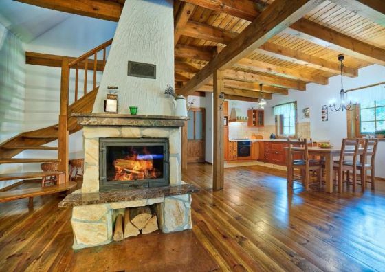 DOM POD STRZECHĄ NA KASZUBACH - Zdunowice