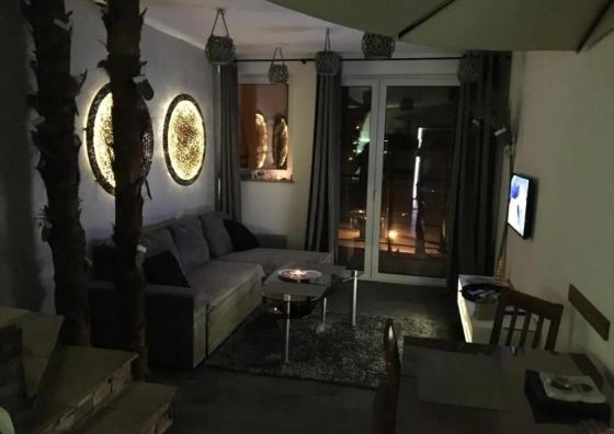 Diamonds / Zanzi w Krainie Alicji