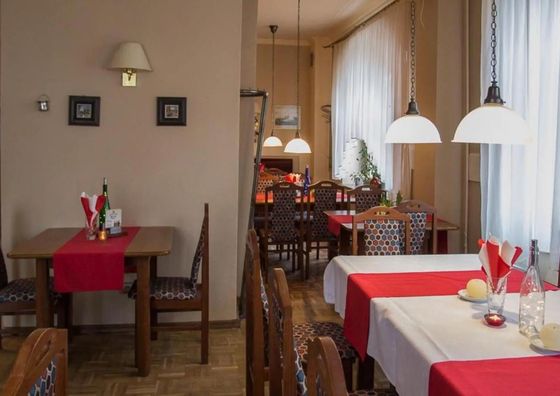 Hotel Karkonosze Kamienna Góra