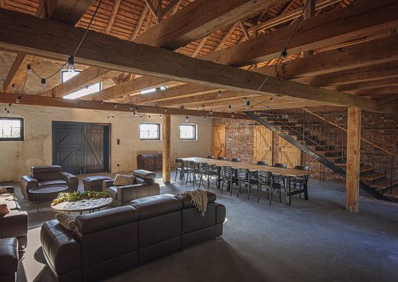 Dom Do Góry Kołami Powalina