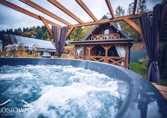 Łosiówka - Domki z Jacuzzi