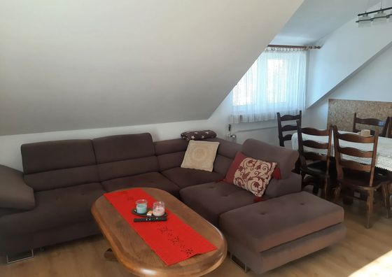 Domek Karolinka, Pokoje Gościnne Karola Lubawka