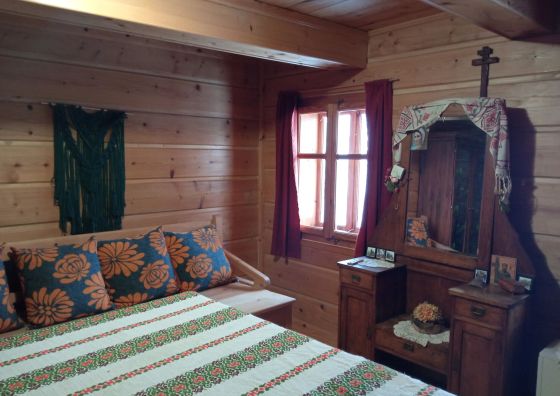 Beskid Niski Chata Łemkowska Chyża Kunkowa- Leszczyny