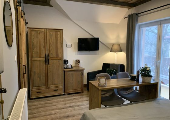 WILLA DONIA USTROŃ CENTRUM