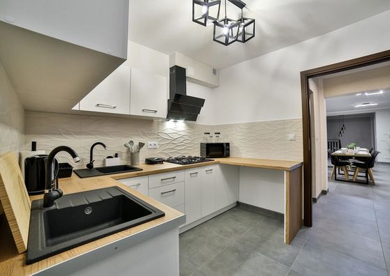 Willa Bania blisko Centrum - Basen - Widok na Babią Górę