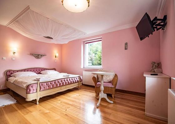 Dom Gościnny HydroZagadka Bed Breakfast Kołobrzeg