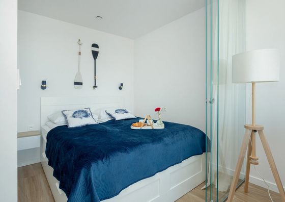 Bulwar Zachodzącego Słońca 2/24