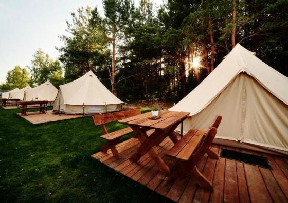 Pole Glampingowe Czyli Chill Nisko