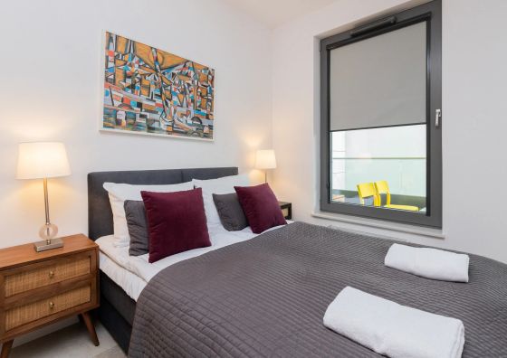 Władysława IV 42/24