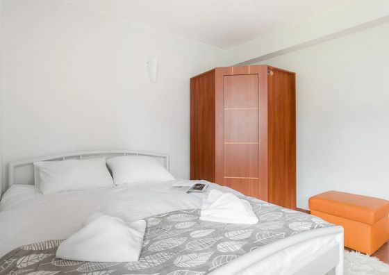 Krzeptowskiego 33/16^