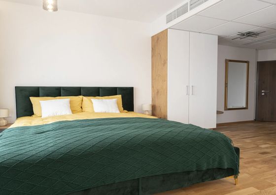 Apartamenty Wola Tower