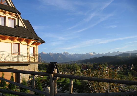 Chatka na Skalnym Brzyzku Czarna Góra