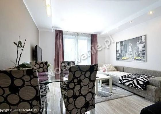 Apart-House Mickiewicza - Apartamenty i Pokoje Szczawno-Zdrój