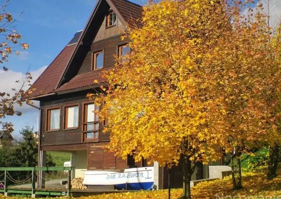 Dom na terenie Osady Turystycznej Czorsztyn