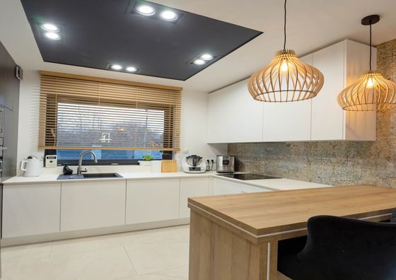 Luksusowa willa z basenem  blisko Energylandii