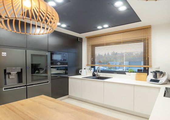 Luksusowa willa z basenem  blisko Energylandii