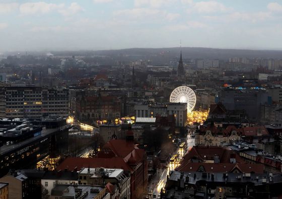 Zabrska 15 Klimatyzowane Studio | Parking | Biurko