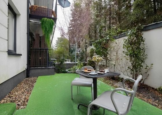 Jasny Apartament z Tarasem i Parkingiem Renters Piaseczno