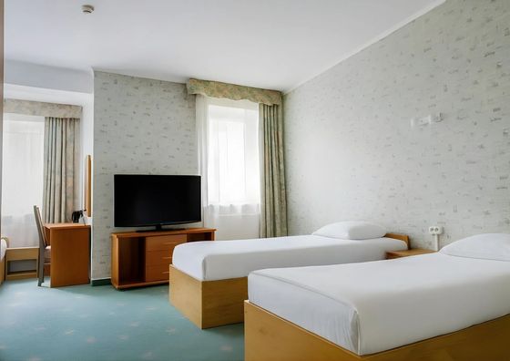 Hotel Victory Home