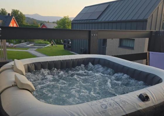 Domki Bobrowe Wzgórza Resort Bobrów