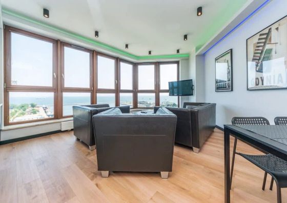 Hryniewickiego 6B | Elegancki Apartament | Widok na morze