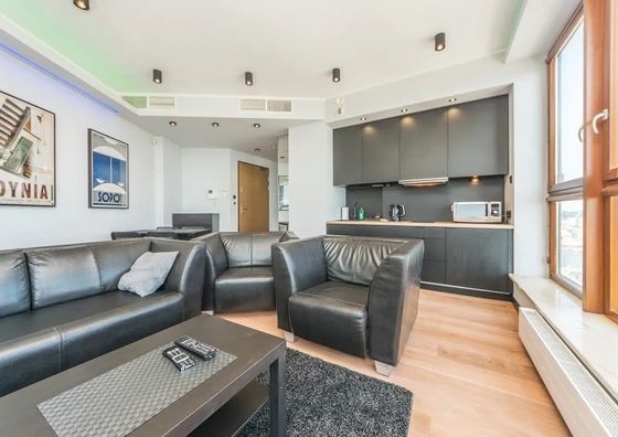 Hryniewickiego 6B | Elegancki Apartament | Widok na morze