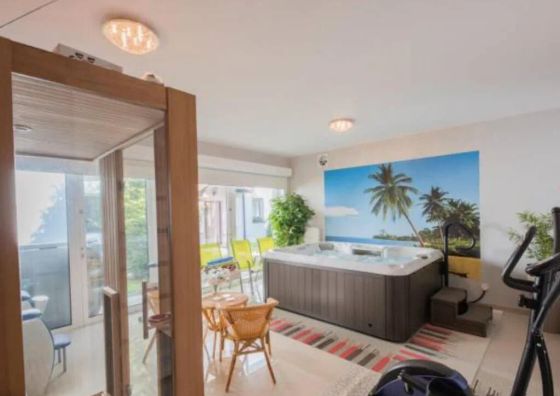 Pokoje i Apartamenty Wakacyjna 30 Mielno