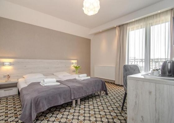 Marina Mielno Kompleks Wypoczynkowy z widokiem na jezioro