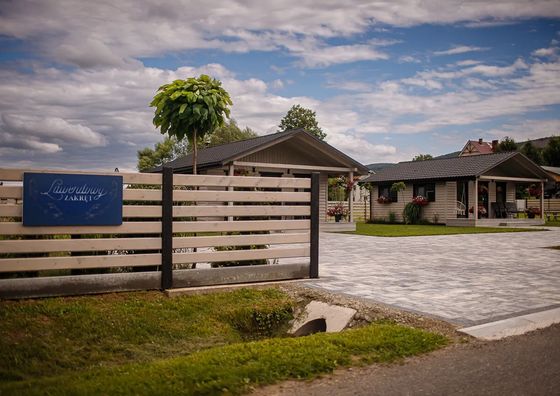 Lawendowy Zakręt Domki Ustrzyki Dolne