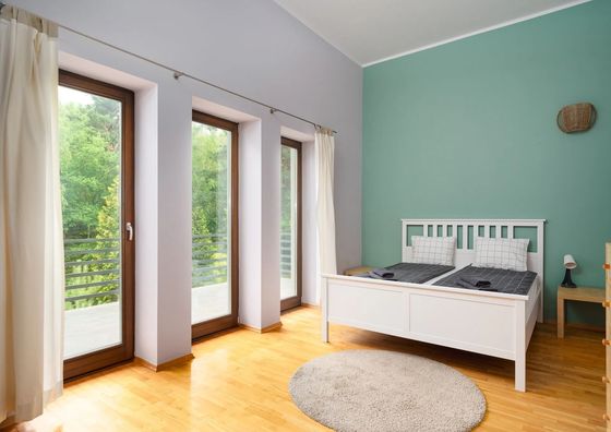 Pine House SPA pod Warszawą Jacuzzi, Sauna, Kominek, Grill, Las