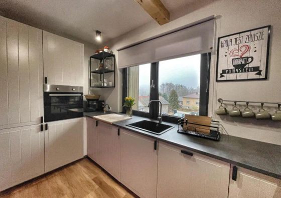 Wzgórza Kunowskie - domy na wynajem z basenem, baliami i saunami Bodzentyn