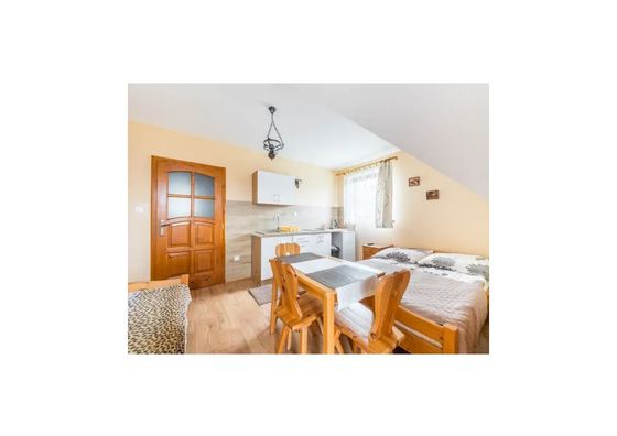 Pokoje z aneksami i Apartament u Wiktorii Sromowce Niżne