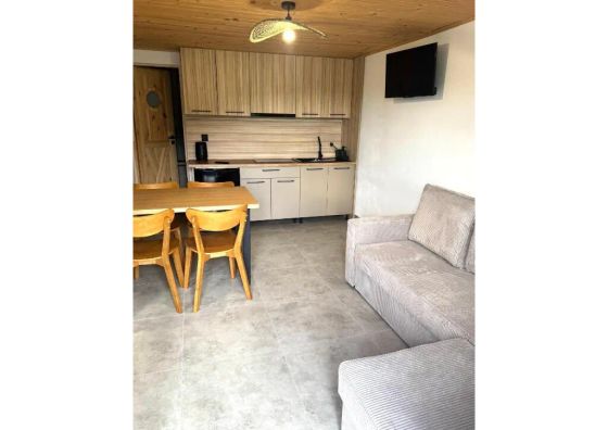 Domki przy lesie 300m od jeziora Zawóz