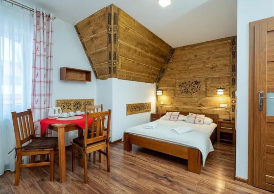 Willa Pod Reglami Małe Ciche