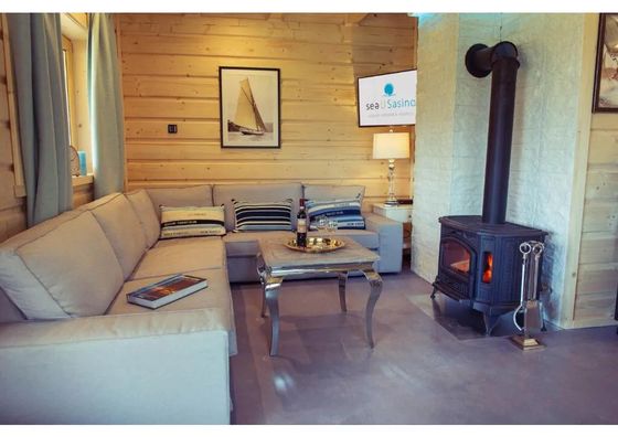 SeaUSasino – Luksusowe drewniane domy z kominkami